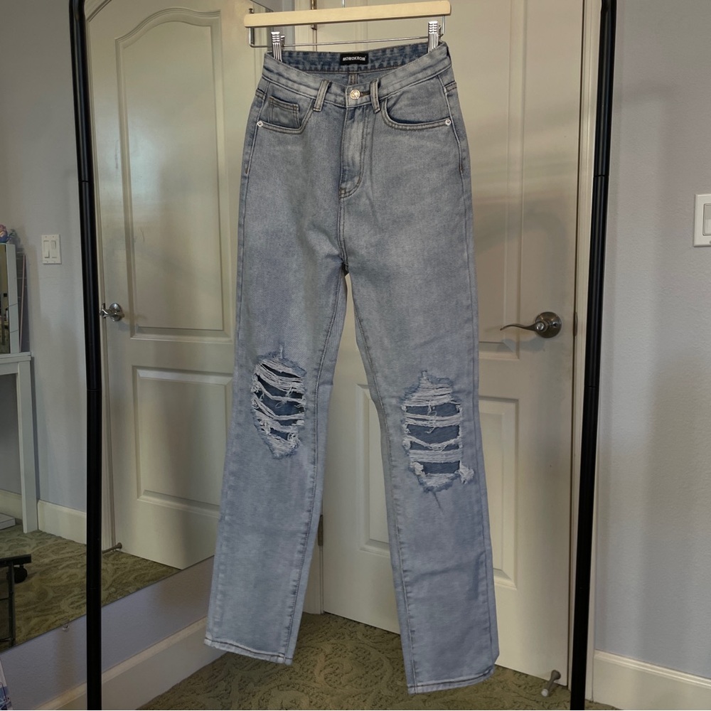momokrom baggy distressed knee denim jeans
